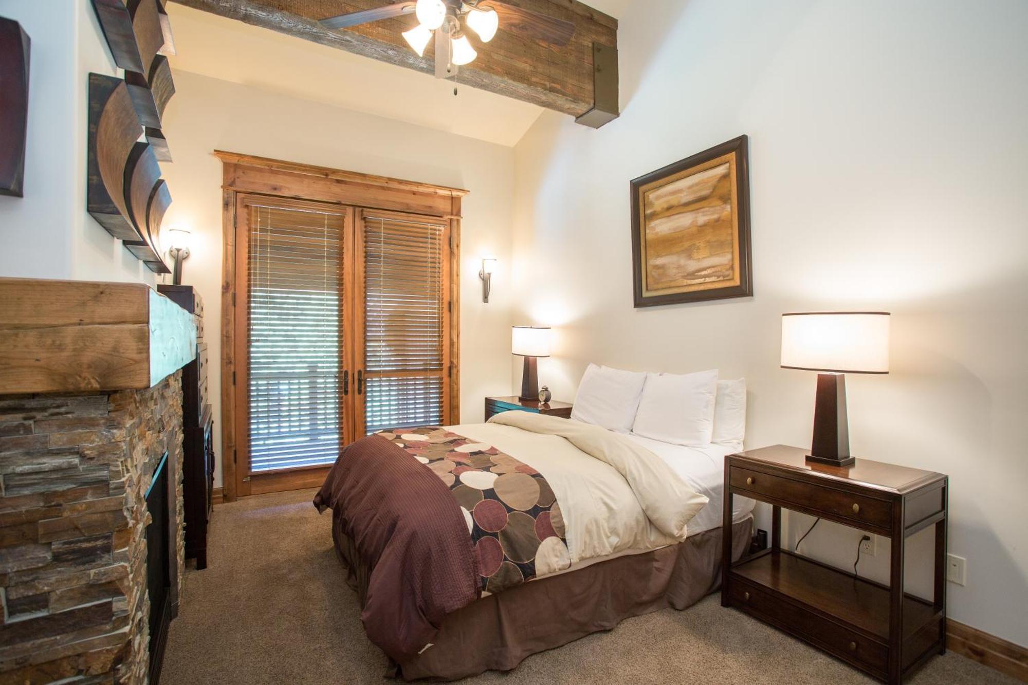 Silver Aspen - Five Bedroom Loft Luxury Townhome Hotel Room 솔리튜드 외부 사진