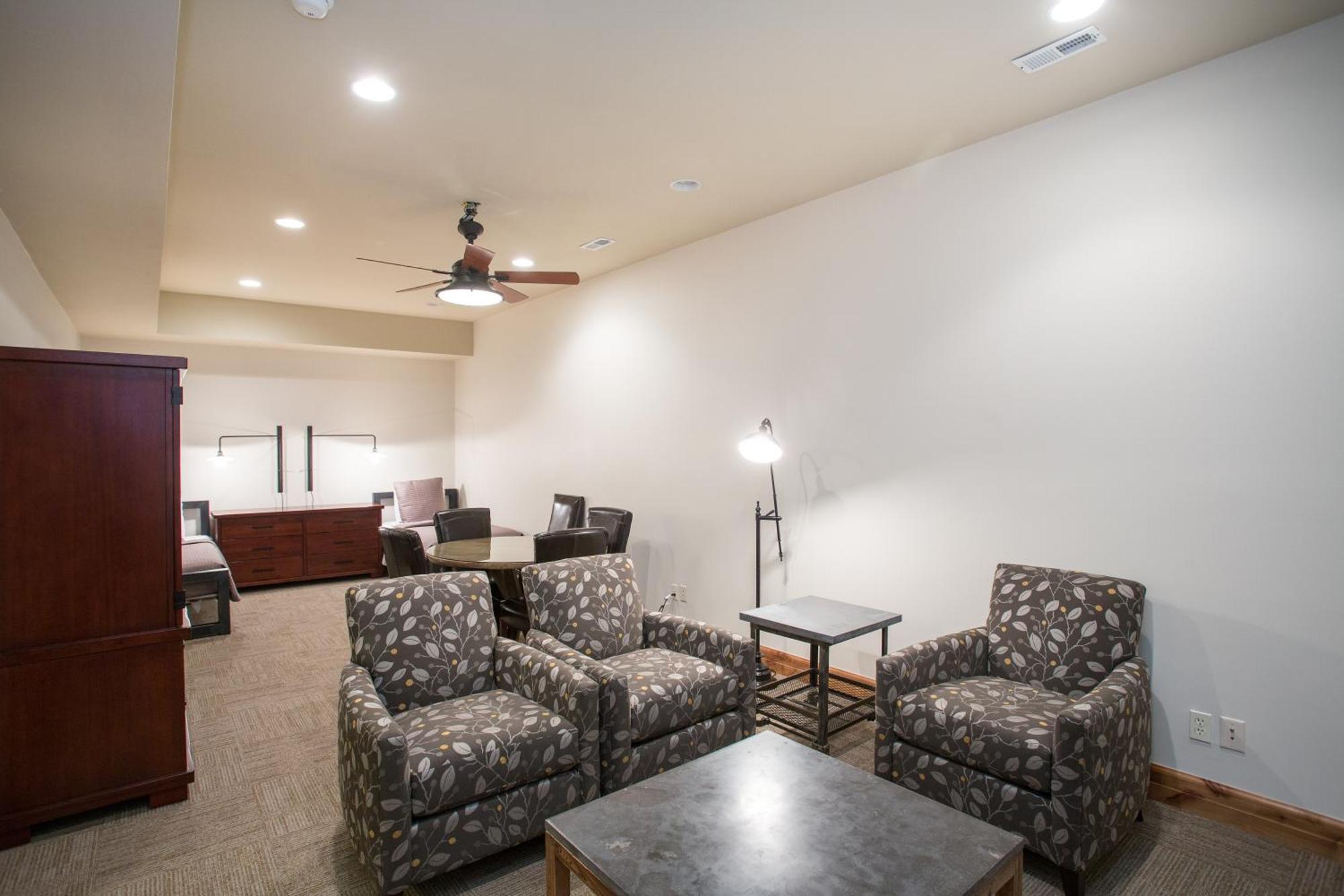 Silver Aspen - Five Bedroom Loft Luxury Townhome Hotel Room 솔리튜드 외부 사진