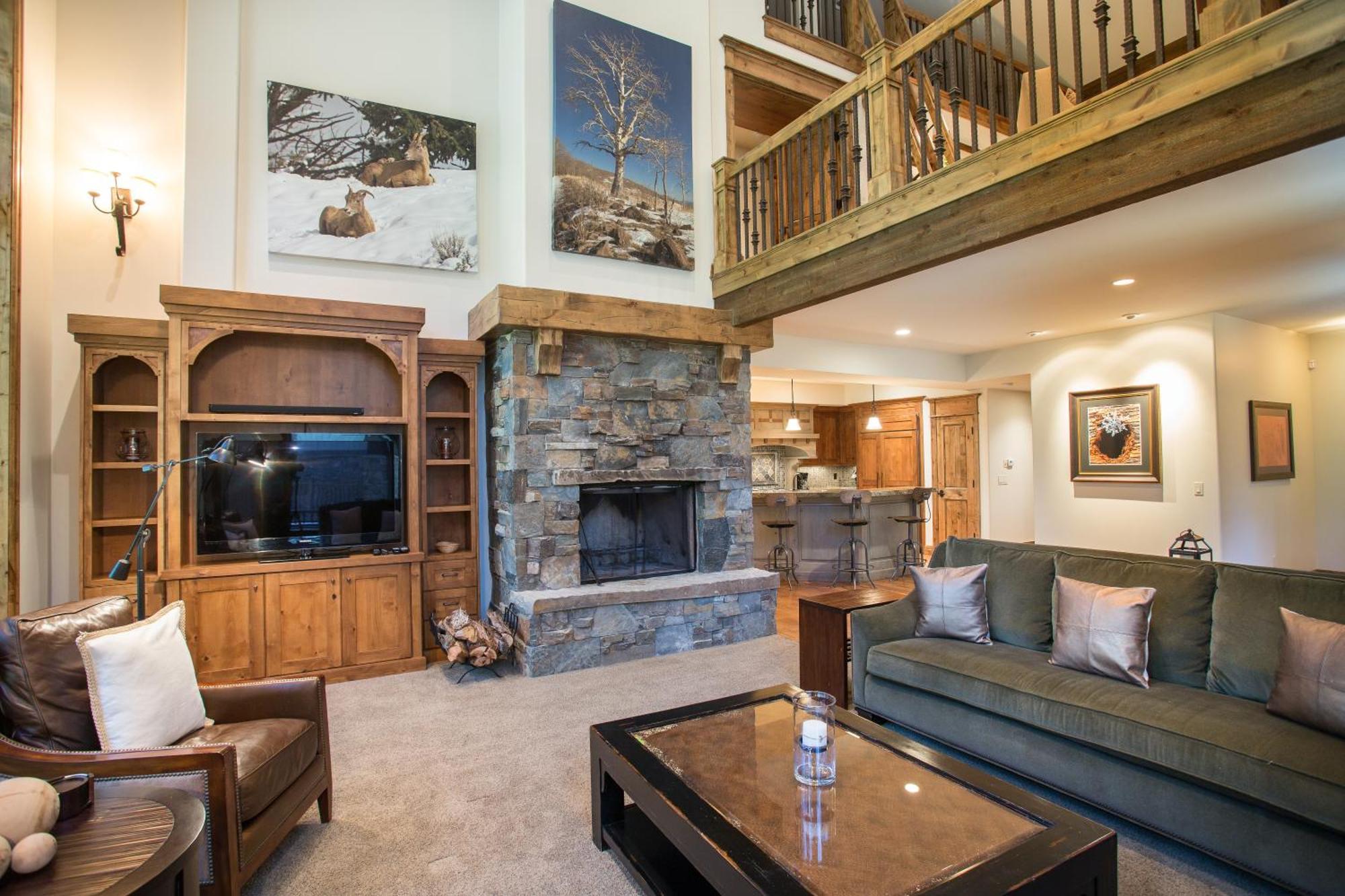 Silver Aspen - Five Bedroom Loft Luxury Townhome Hotel Room 솔리튜드 외부 사진
